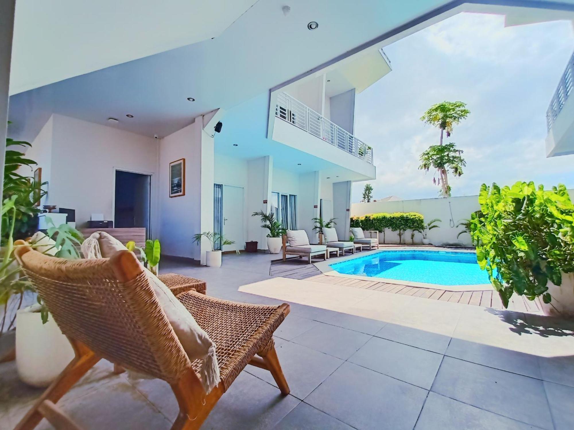 Hotel Casa Due Canggu Esterno foto